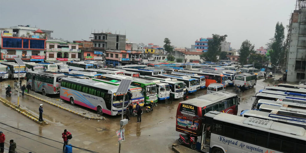 ओली सरकारले २८ प्रतिशतसम्म गाडी भाडा बढायो