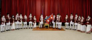 राष्ट्रपतिबाट झण्डा हस्तान्तरण