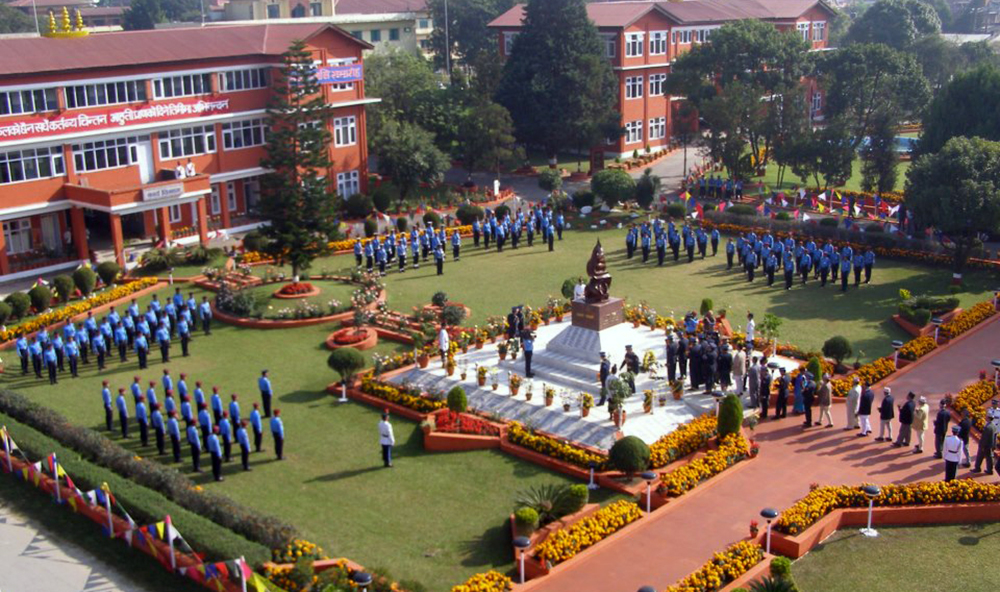 ६४ वर्ष पछि फेला पर्यो अनौठो चरा, आधा मानिस, आधा पंक्षी !