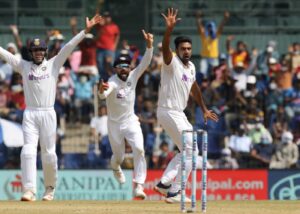 दोस्रो टेस्टको पहिलो इनिङ्समा भारतविरुद्ध इङ्ग्ल्यान्डको खराब सुरुवात