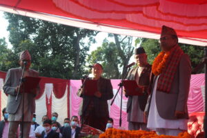 वाग्मतीका नवनियुक्त मुख्यमन्त्री र मन्त्रीद्वारा शपथ ग्रहण