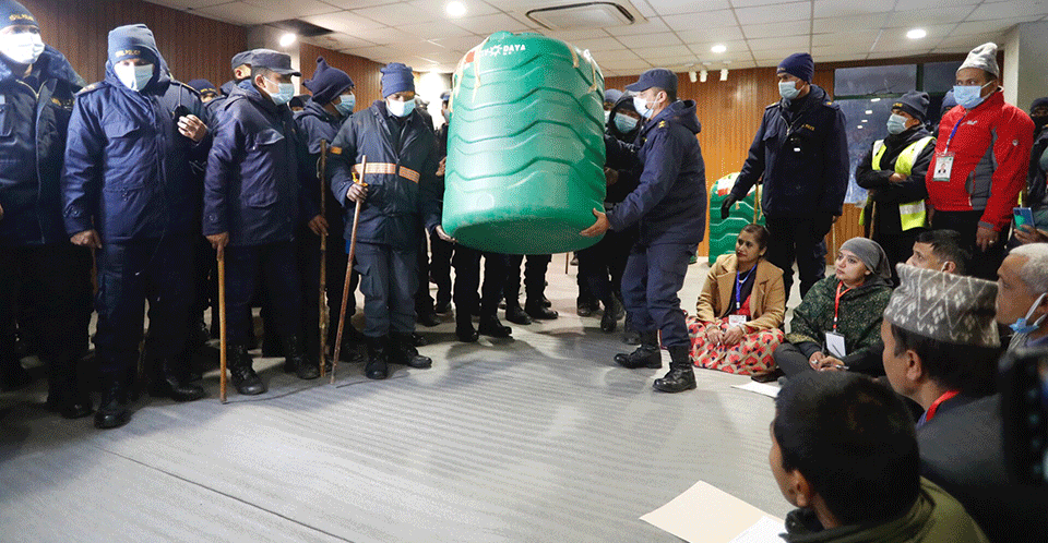 ६४ वर्ष पछि फेला पर्यो अनौठो चरा, आधा मानिस, आधा पंक्षी !