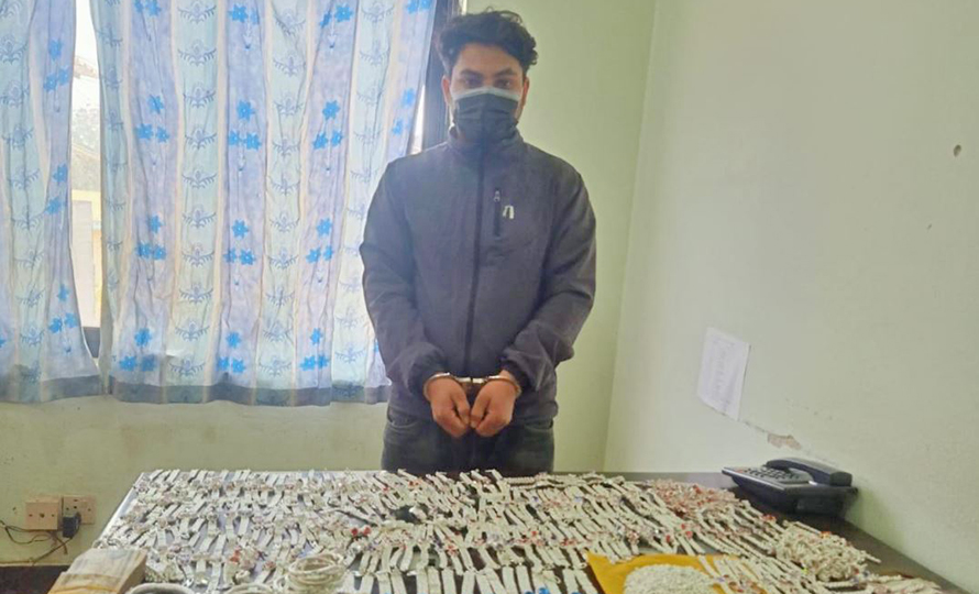 ६४ वर्ष पछि फेला पर्यो अनौठो चरा, आधा मानिस, आधा पंक्षी !