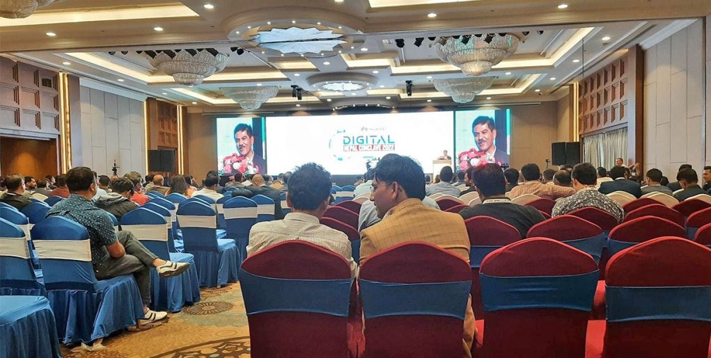 ६४ वर्ष पछि फेला पर्यो अनौठो चरा, आधा मानिस, आधा पंक्षी !