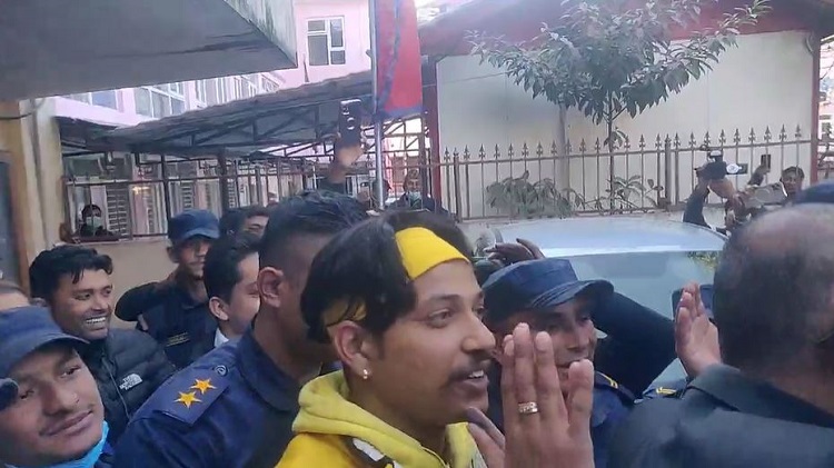 ६४ वर्ष पछि फेला पर्यो अनौठो चरा, आधा मानिस, आधा पंक्षी !