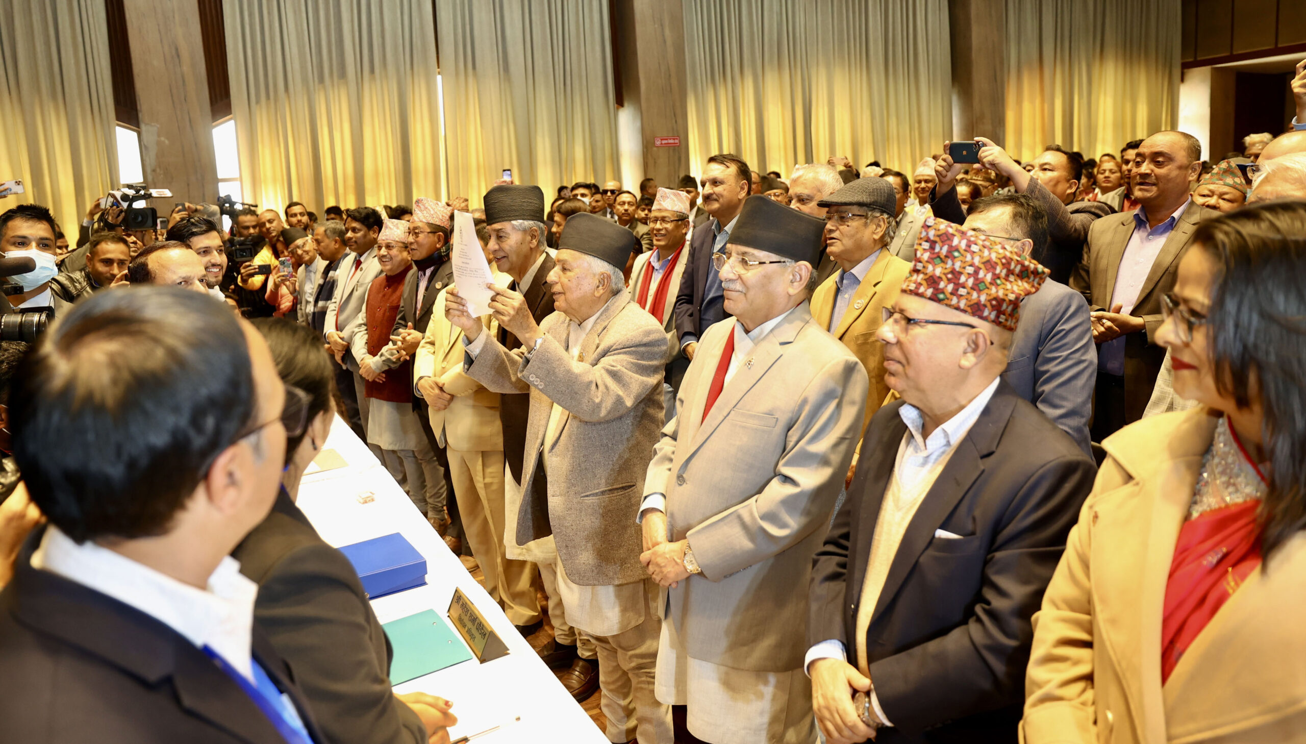 ६४ वर्ष पछि फेला पर्यो अनौठो चरा, आधा मानिस, आधा पंक्षी !