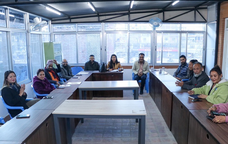 ६४ वर्ष पछि फेला पर्यो अनौठो चरा, आधा मानिस, आधा पंक्षी !