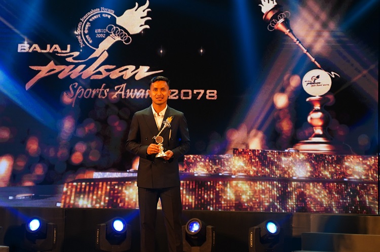 ६४ वर्ष पछि फेला पर्यो अनौठो चरा, आधा मानिस, आधा पंक्षी !