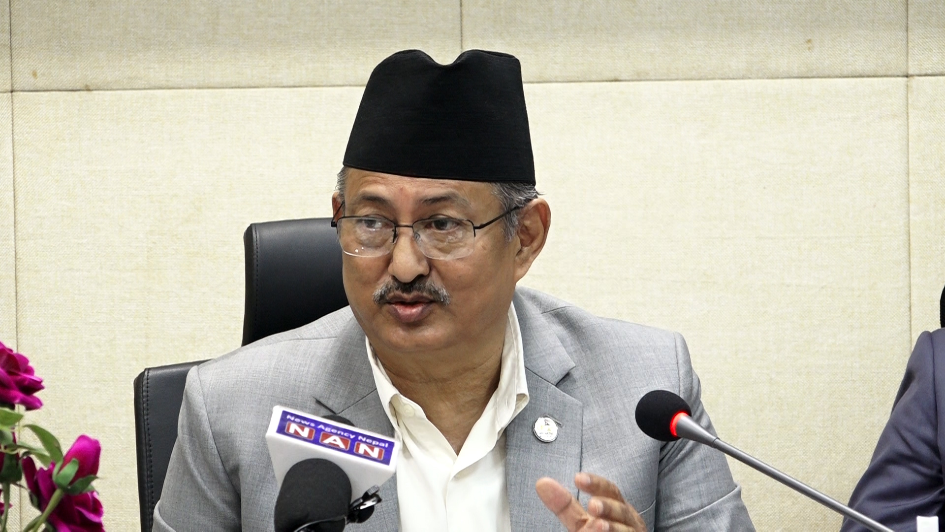 ६४ वर्ष पछि फेला पर्यो अनौठो चरा, आधा मानिस, आधा पंक्षी !