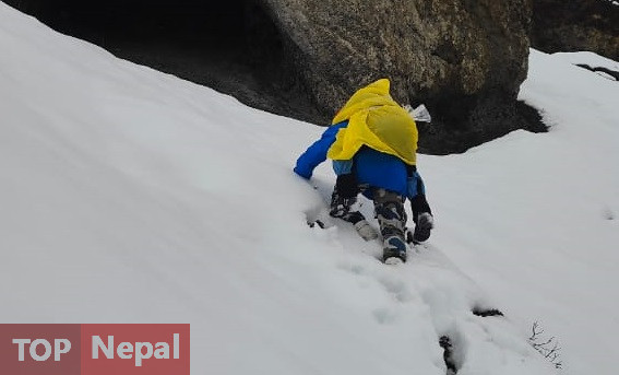 तिलिचो बेश क्याम्पमा फसेका ११ जना आन्तरिक पर्यटकको उद्धार